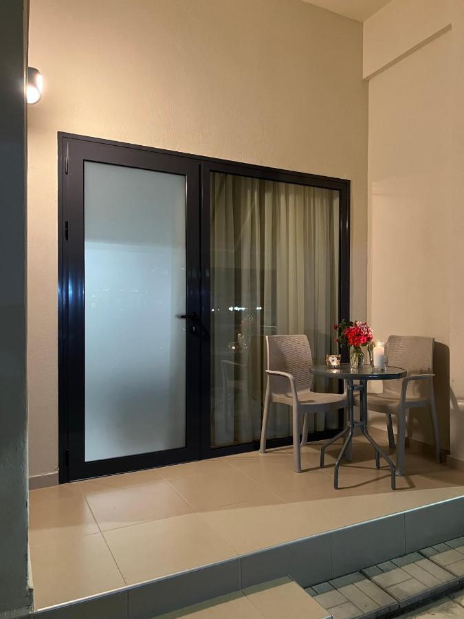 Sun'S Suites 아스프로발타 외부 사진